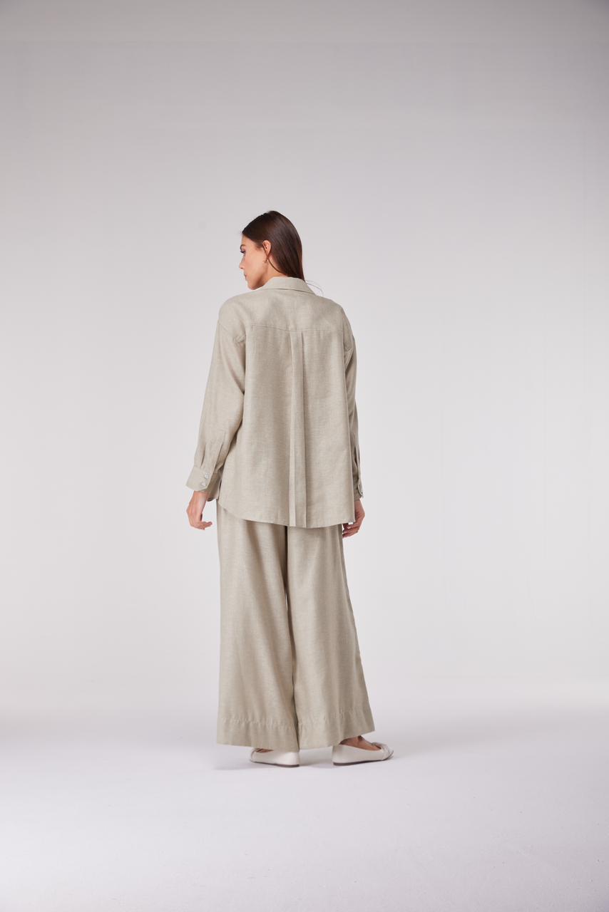 Light Green Linen Travel Wear