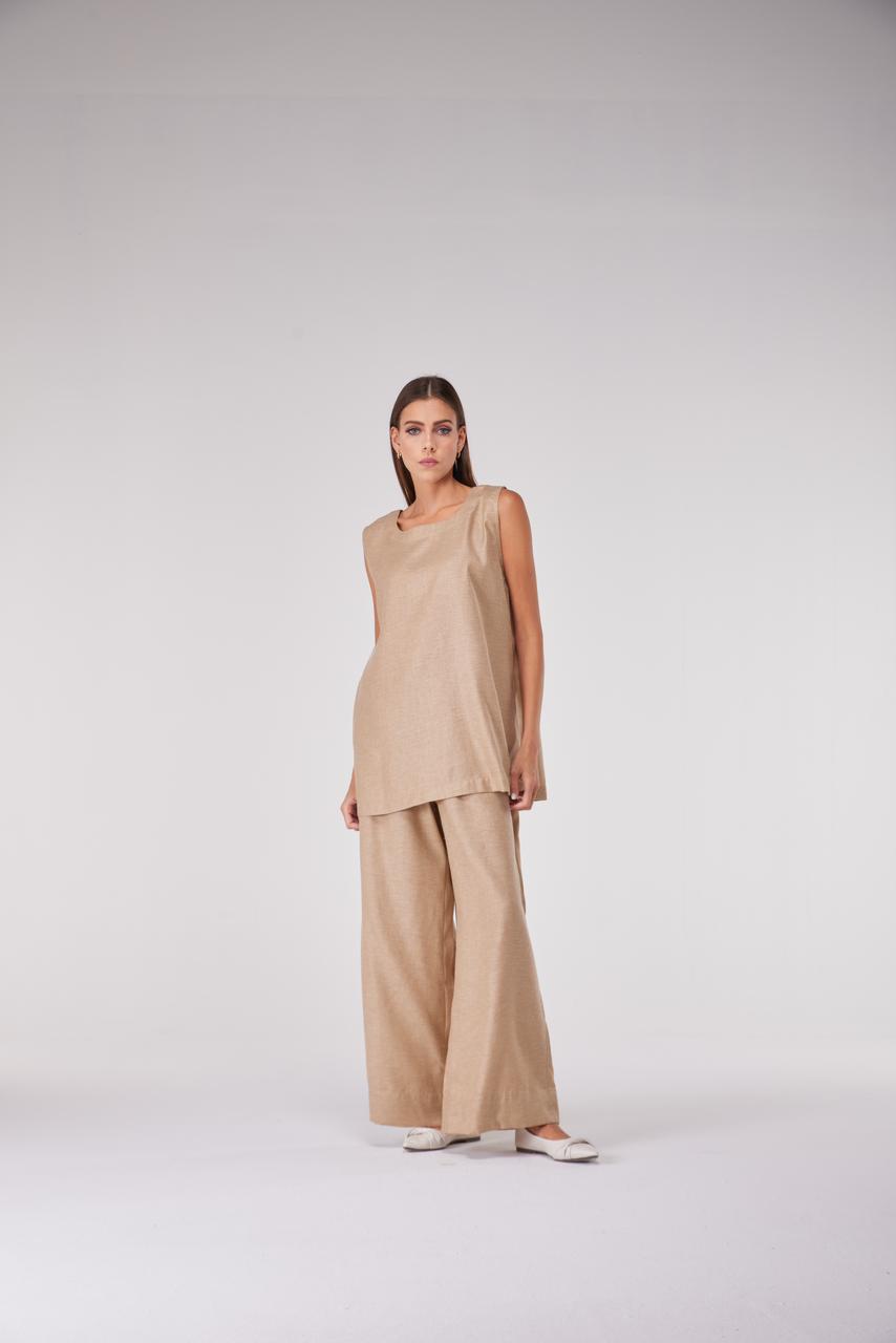 Beige Linen Travel Wear